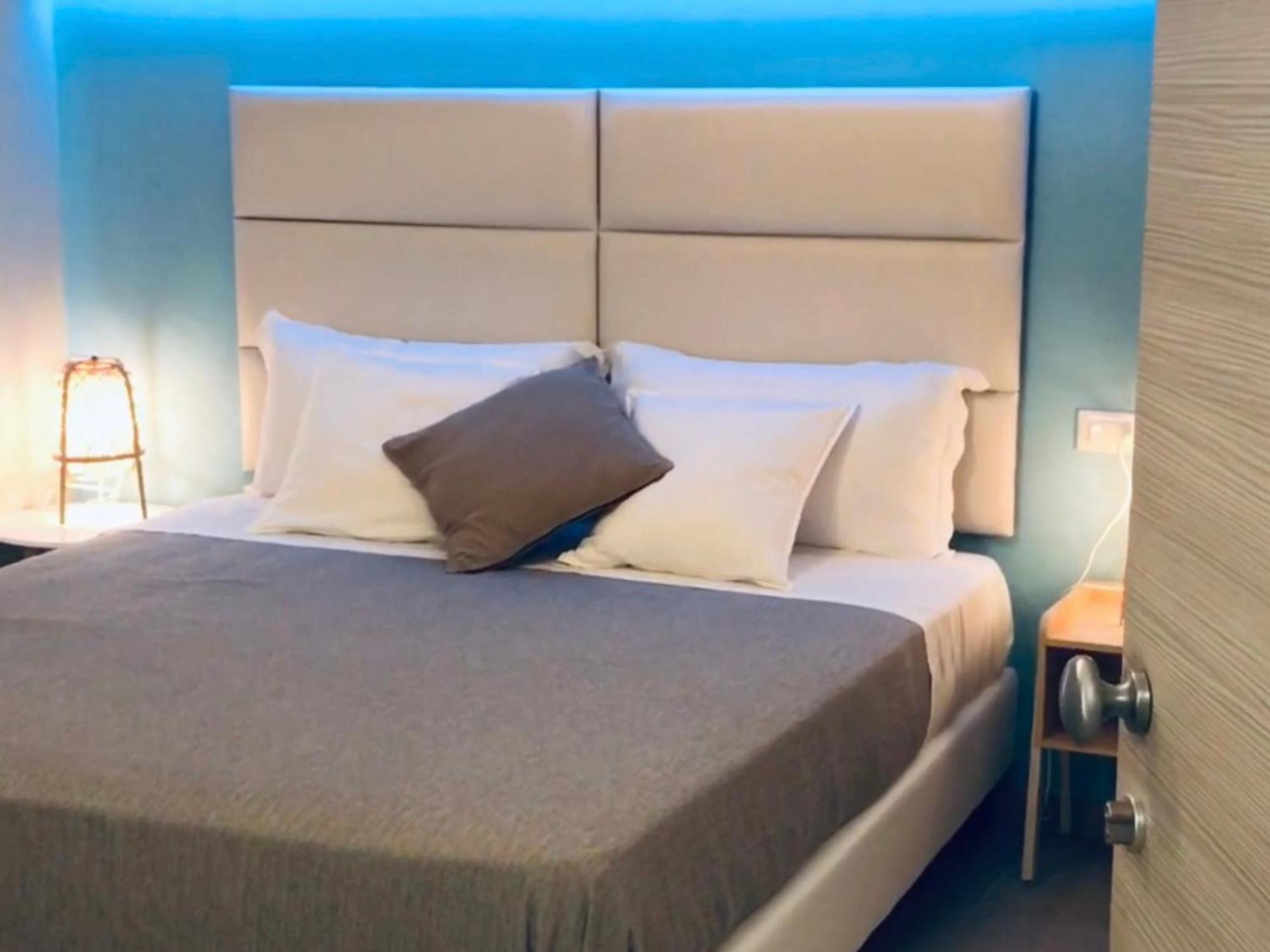 Esmeralda'S Rooms Porto San Paolo  Bagian luar foto
