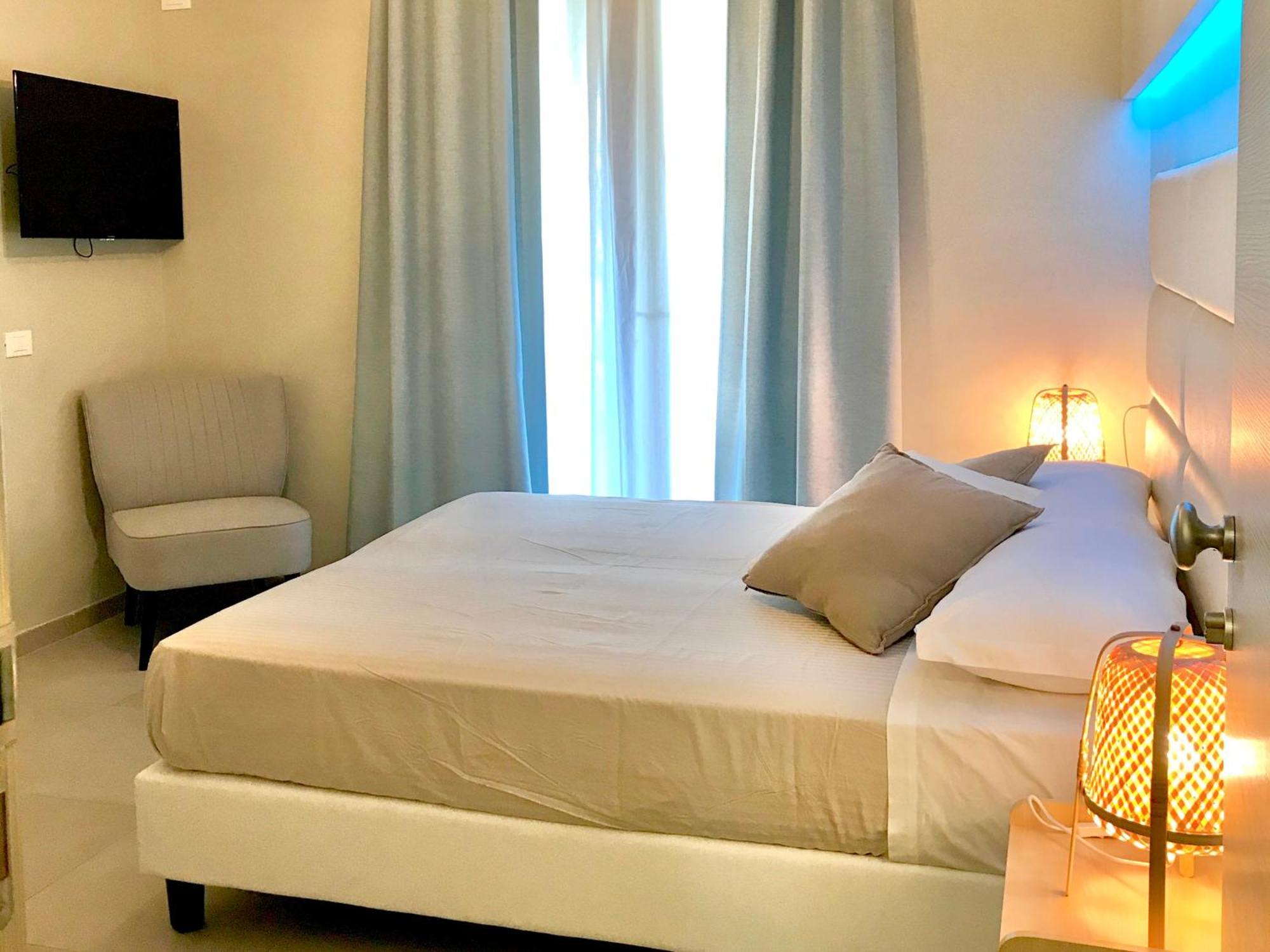 Esmeralda'S Rooms Porto San Paolo  Bagian luar foto
