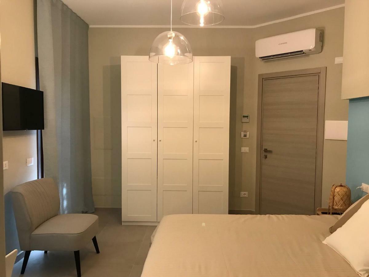 Esmeralda'S Rooms Porto San Paolo  Bagian luar foto