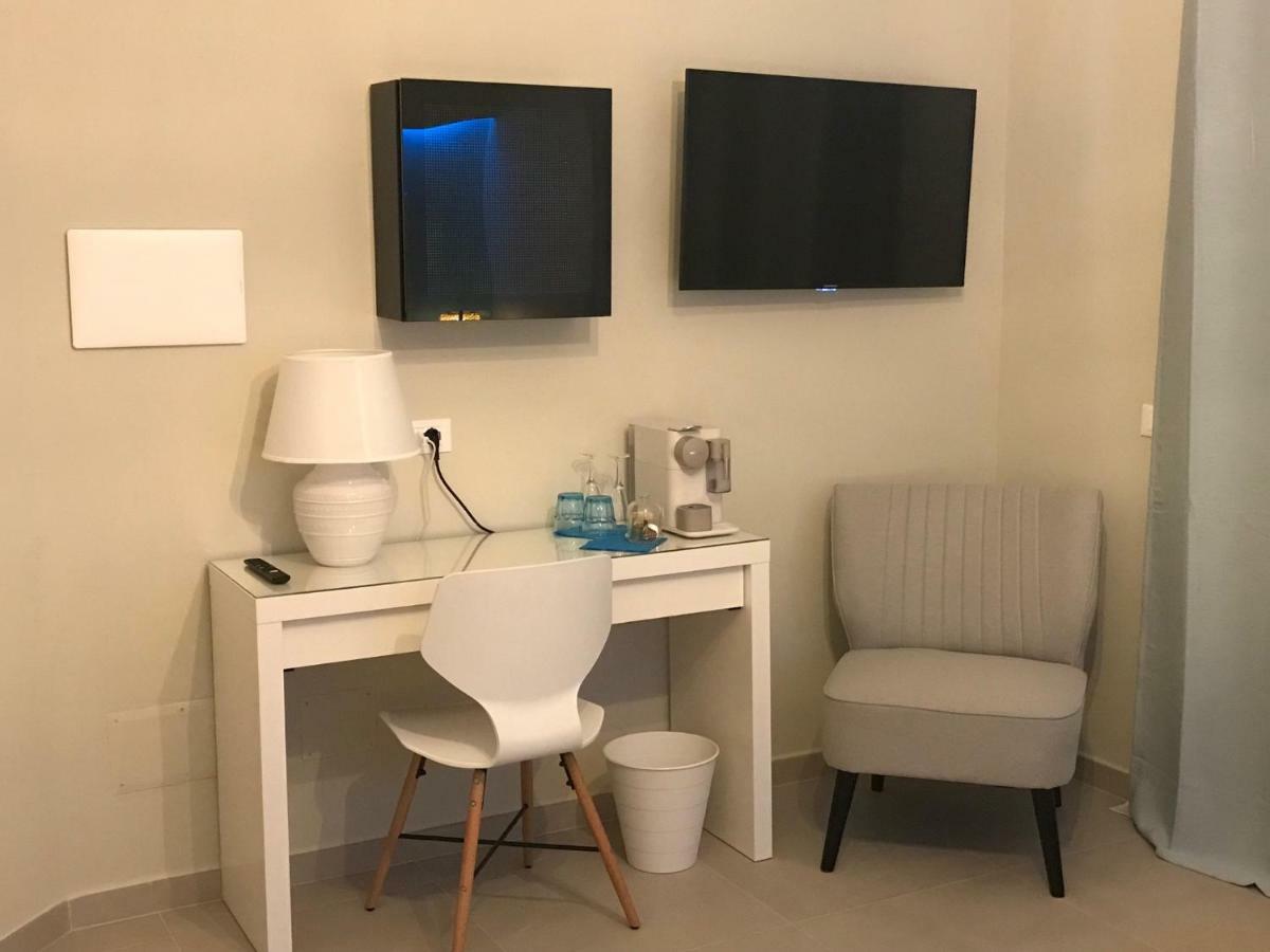 Esmeralda'S Rooms Porto San Paolo  Bagian luar foto